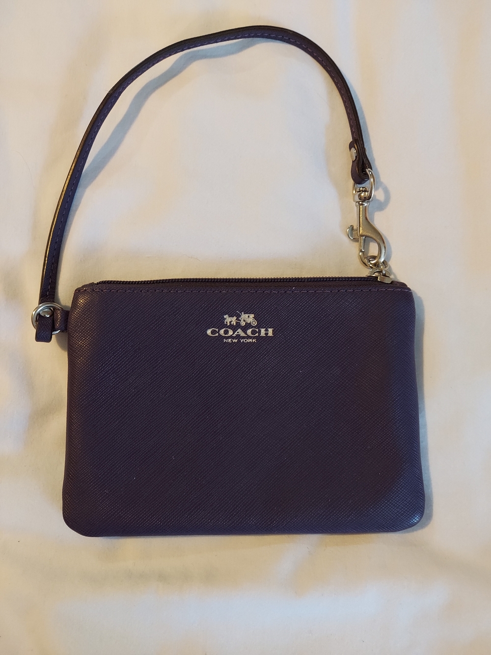 Coach Corner Zip Wristlet Purple Crossgrain Leather Wallet Bag